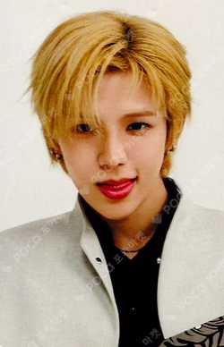 2025 RIIZE CONCERT TOUR [RIIZING LOUD] PHOTO BOOK SET