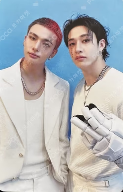 KARMA Walmart Exclusive Unit photocard image