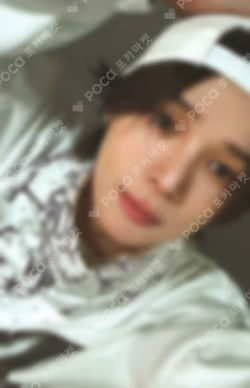 Go in Blind WITHMUU K photocard image