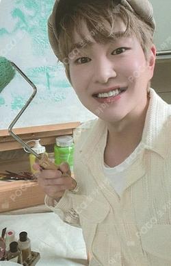 2025 SEASON'S GREETINGS fromm store ONEW photocard image
