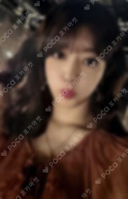 LE SSERAFIM SAKURA photocard image
