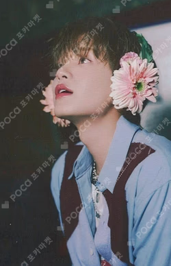 UPSIDE DOWN kiwee ALBUM VER. UP Ver.