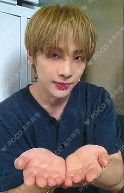 Xpert JUMP UP MUZIN photocard image