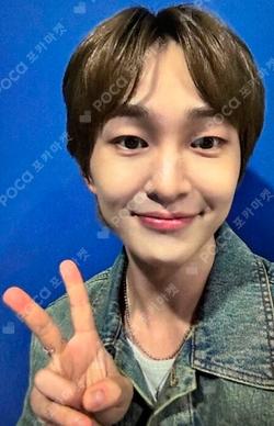 SHINee ONEW photocard image