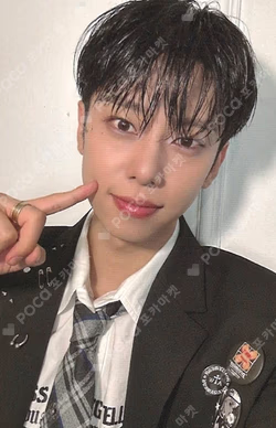 UPSIDE DOWN kiwee ALBUM VER. UP Ver. KIM DONG HYUN photocard image