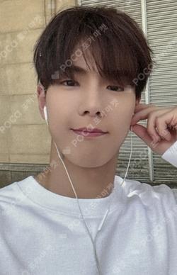 THE X RELEASE EVENT SHOWNU photocard image