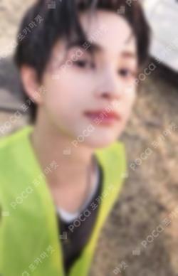 COLOR OUTSIDE THE LINES OLIVE YOUNG KEONHO photocard image