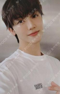 DREAMSCAPE POP-UP with LINE FRIENDS T-SHIRT JAEMIN photocard image