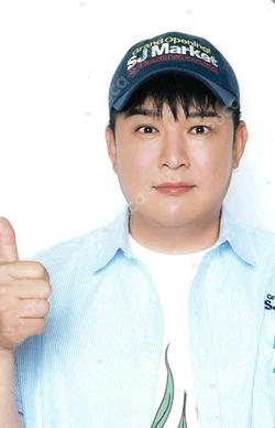 Grand Opening! SJ Market RANDOM TRADING CARD SET (SUPER MUSTARD ver.) SHINDONG photocard image