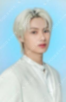 SEVENTEEN WORLD TOUR [NEW_] Trading Card Set JUN photocard image