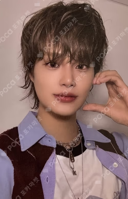 UPSIDE DOWN Photobook VER.
