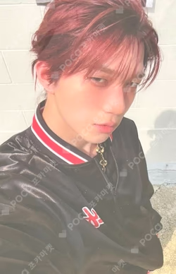 2025 Season's Greetings WEVERSE