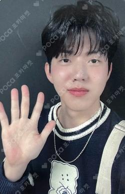 The DECADE MUSICPLANT DOWOON photocard image