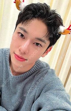 BORN LIKE THIS INTERASIA KIM DONG HYUN photocard image