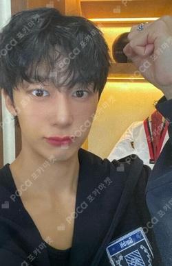 THE X APPLEMUSIC HYUNGWON photocard image