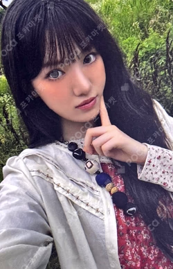 THURSDAY ISLAND X KiiiKiii SUI photocard image
