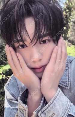 NEVER SAY NEVER RANDOM TRADING PHOTO CARD