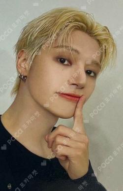 ATEEZ WOOYOUNG photocard image