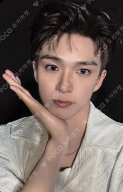 TREASURE POP-UP : My PLEASURE from TREASURE MINI ACRYLIC STAND + PVC POUCH SET