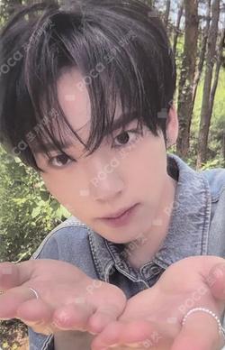 NEVER SAY NEVER RANDOM TRADING PHOTO CARD HAN YUJIN photocard image