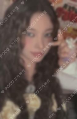 Toki Yo Tomare UNIVERSAL LUCKY DRAW YUNAH photocard image