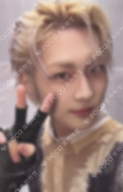 DESIRE : UNLEASH YIZHIYU JUNGWON photocard image