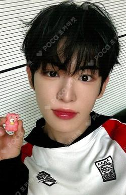 Kick Out, Flip Now! MAKESTAR Minje photocard image