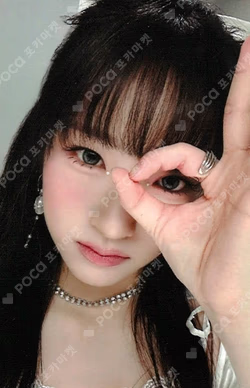 SWICY EVERLINE YUNHA photocard image