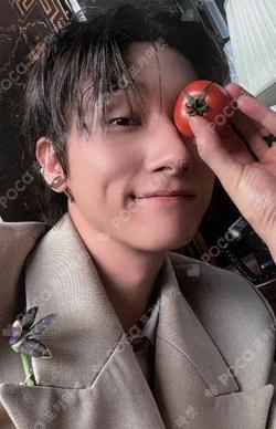 THE X WITHMUU I.M photocard image