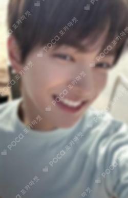 COLOR OUTSIDE THE LINES HMV KEONHO photocard image