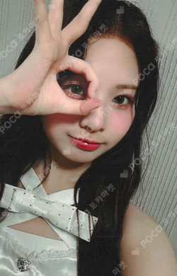 SWICY EVERLINE SEOWON photocard image