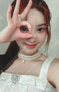 SWICY EVERLINE ELISIA photocard image