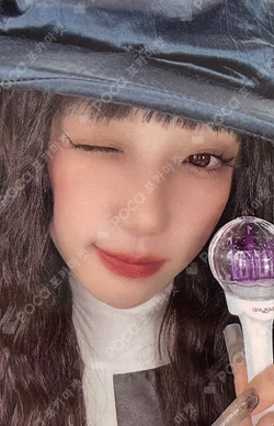 Motivation BROADCAST YUQI photocard image