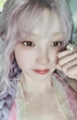 Motivation POP UP STORE REWARD YUQI photocard image