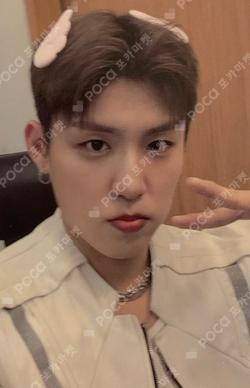 UPSIDE DOWN fromm store PARK WOO JIN photocard image