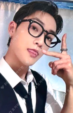 a;effect EVERLINE KEVIN photocard image