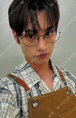 TIOT KUMJUNHYEON photocard image