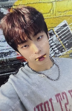 82MAJOR 1st FANMEETING [82DE WORLD] Kim Do Gyun photocard image