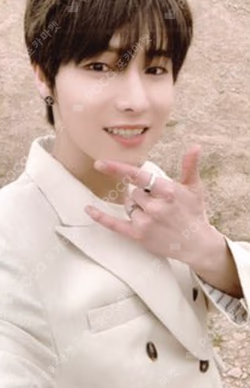 ONE YONGHOON photocard image