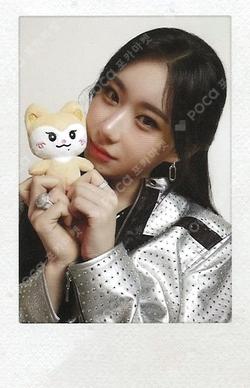 ITZY 2ND WORLD TOUR BORN TO BE in SEOUL TWINZY FRAME PHONE TAB