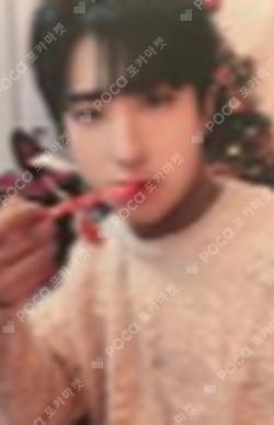 ‘ONE’ day in the ‘We’nter -겨울의 어느 날- HARIN photocard image
