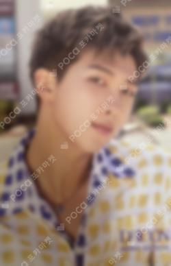 Imagen de la photocard de RM de BTS