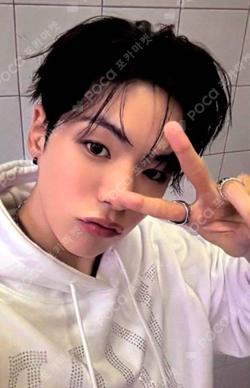 LOVE PULSE WEVERSE YOON JAE HYUK photocard image