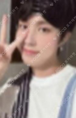 2023 SEASON’S GREETINGS Bizent Mall GIUK photocard image