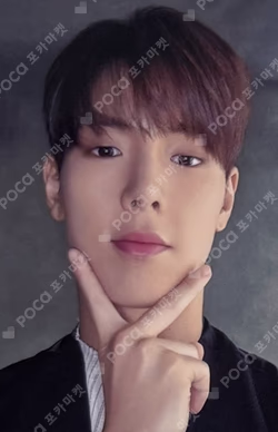 THE X MAKESTAR SHOWNU photocard image