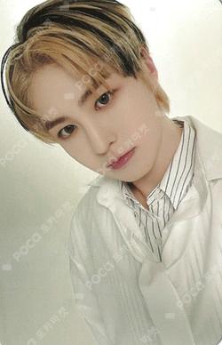 Youth Chapter 3 : ROMANTIC YOUTH WHOSFAN AYDEN photocard image