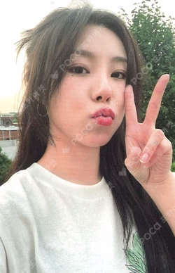 Whee In 2025 SEASON'S GREETINGS [Whee In's Either Side]
