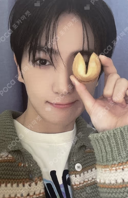 LUCKY LITTLE THINGS HYUNJAE photocard image