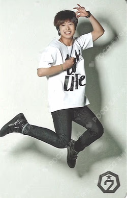 1st OFFICIAL GOODS 'PURE' PHOTO CARD SET YOUNGJAE photocard image