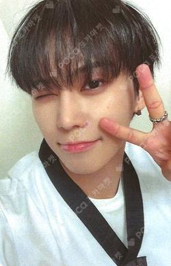 NEW CHAPTER : LUCEAT EVERLINE JUNSEO photocard image